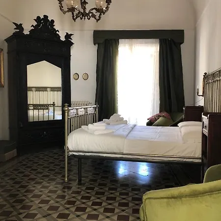 Apartment La Casa Sulla Piazza Enna