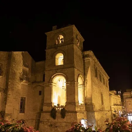 La Casa Sulla Piazza Enna