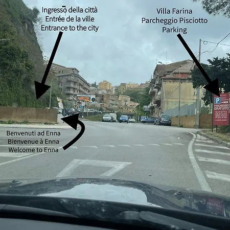 La Casa Sulla Piazza * Enna